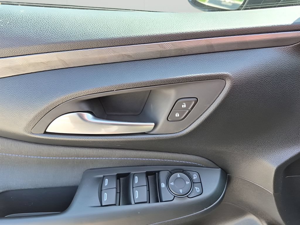 New 2026 Buick Envista Sport Touring w/ Convenience I Package FWD image 30