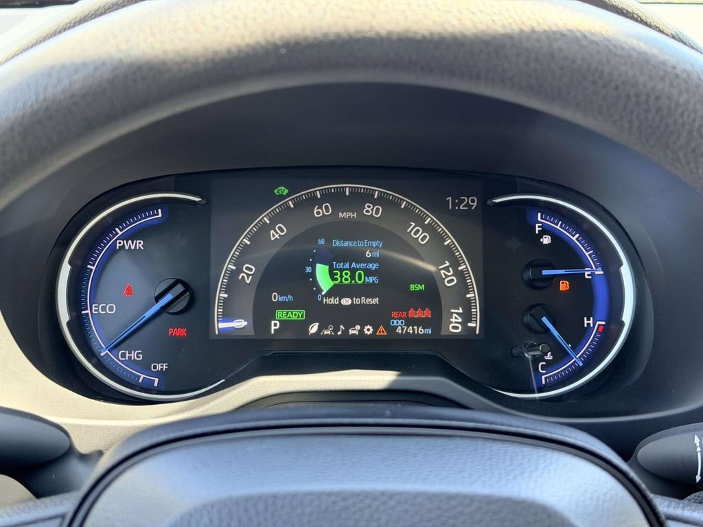 Certified 2025 Toyota RAV4 XLE AWD/4WD image 9