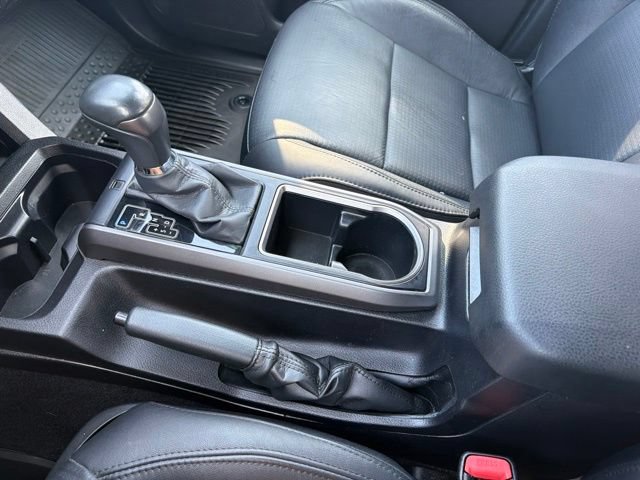 Used 2022 Toyota Tacoma TRD Sport w/ TRD Premium Sport Package AWD/4WD image 35