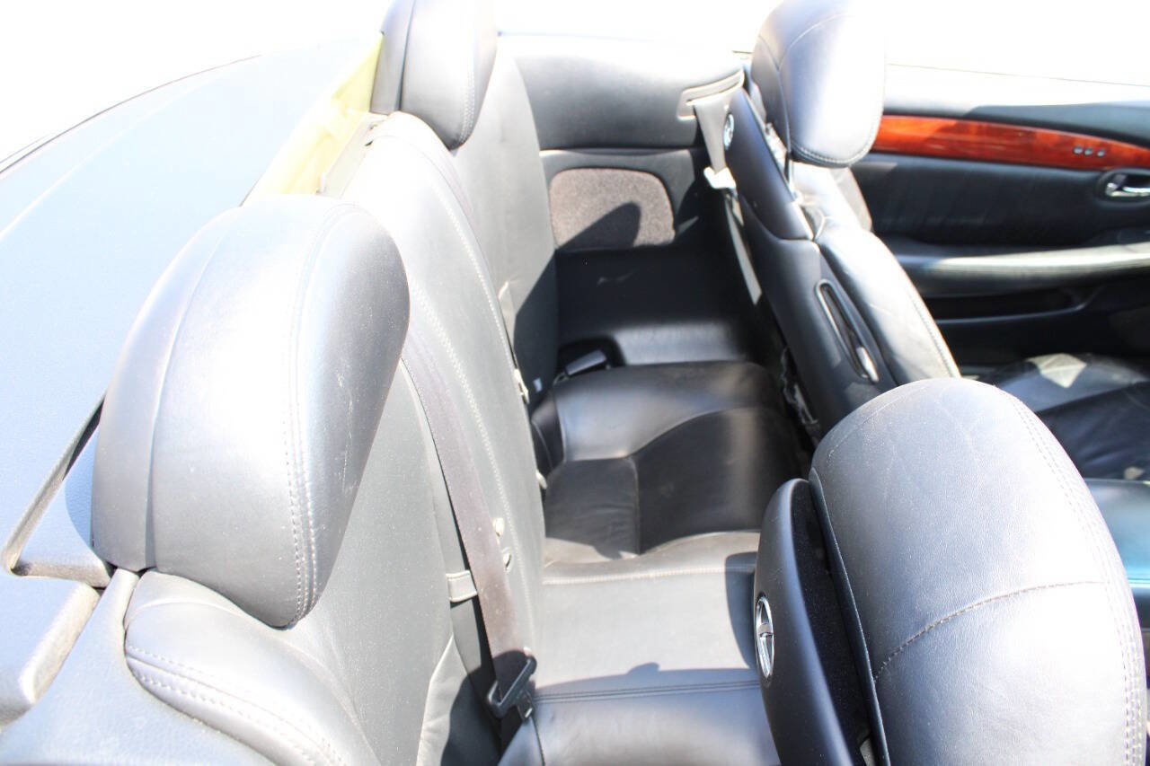 Used 2002 Lexus SC 430 Convertible RWD image 25
