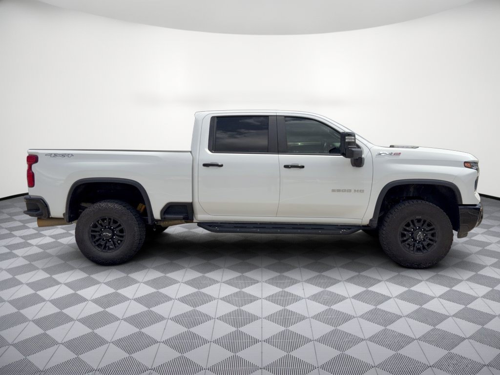 Certified 2024 Chevrolet Silverado 2500 ZR2 AWD/4WD image 8