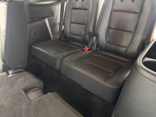 Used 2017 Ford Explorer XLT w/ Equipment Group 202A image 23