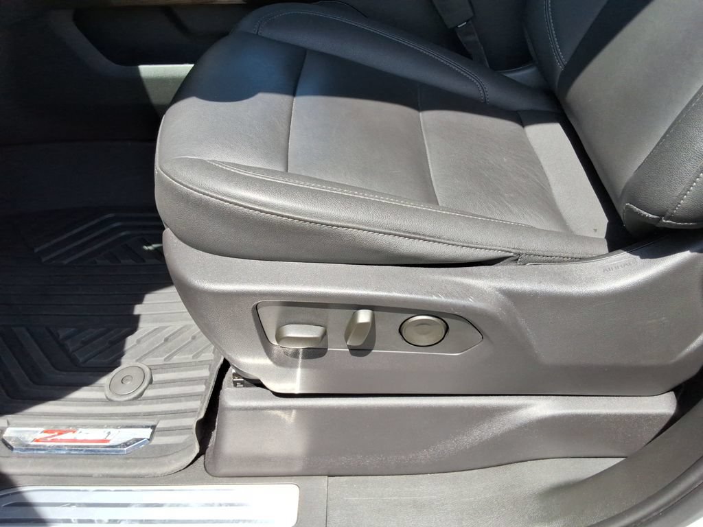 Certified 2024 Chevrolet Silverado 1500 LT Trail Boss w/ LT Trail Boss Premium Package AWD/4WD image 24