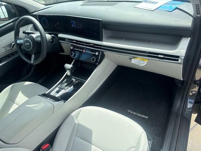 New 2026 Hyundai Tucson SEL FWD image 17