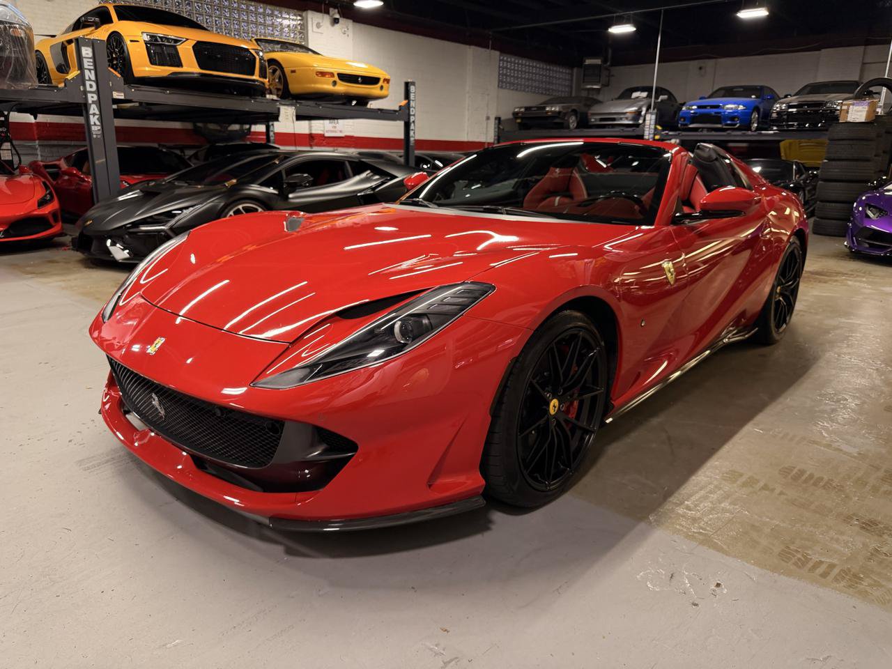 Used 2023 Ferrari 812 GTS RWD image 11
