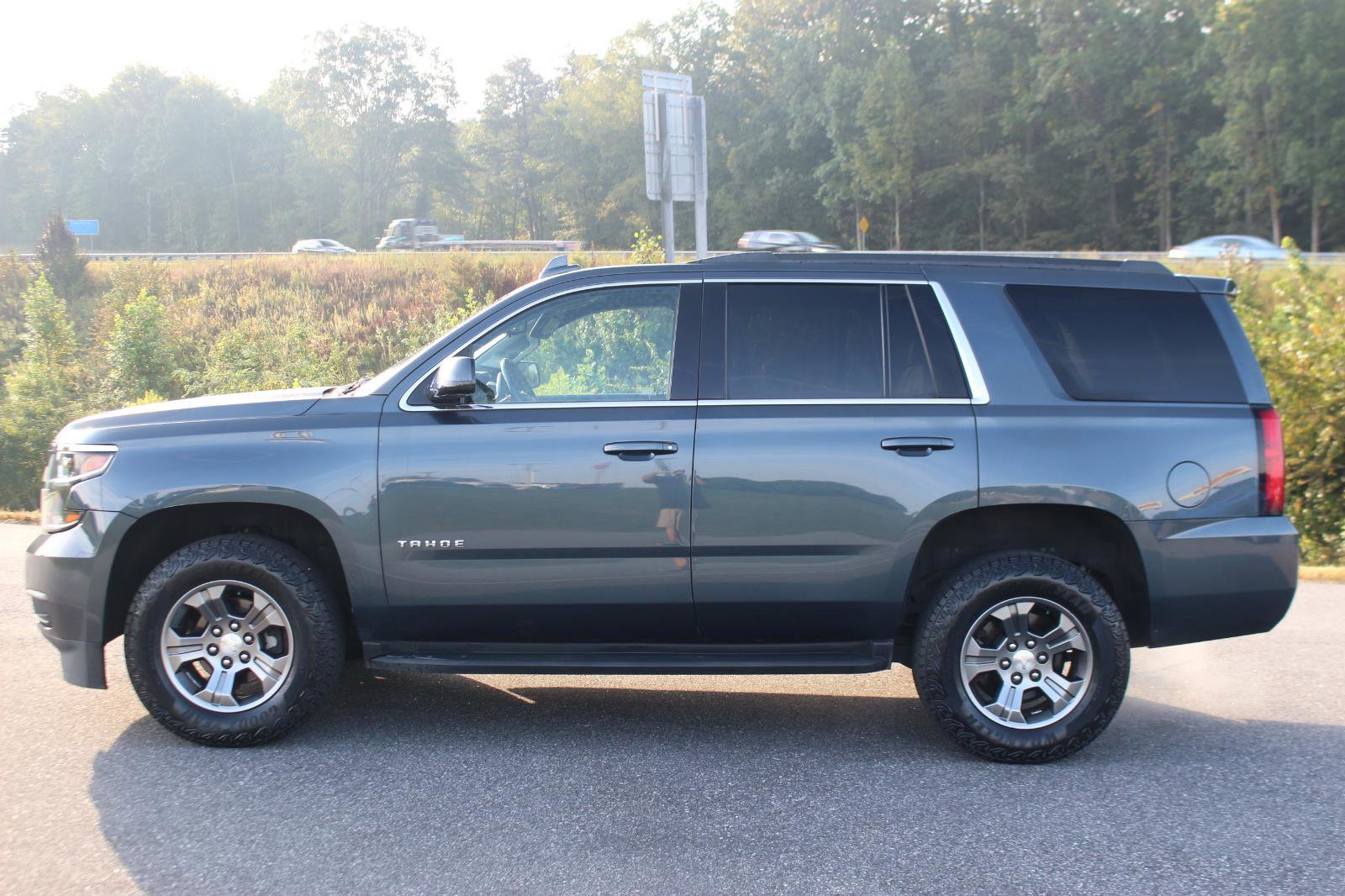 Used 2019 Chevrolet Tahoe LS image 4