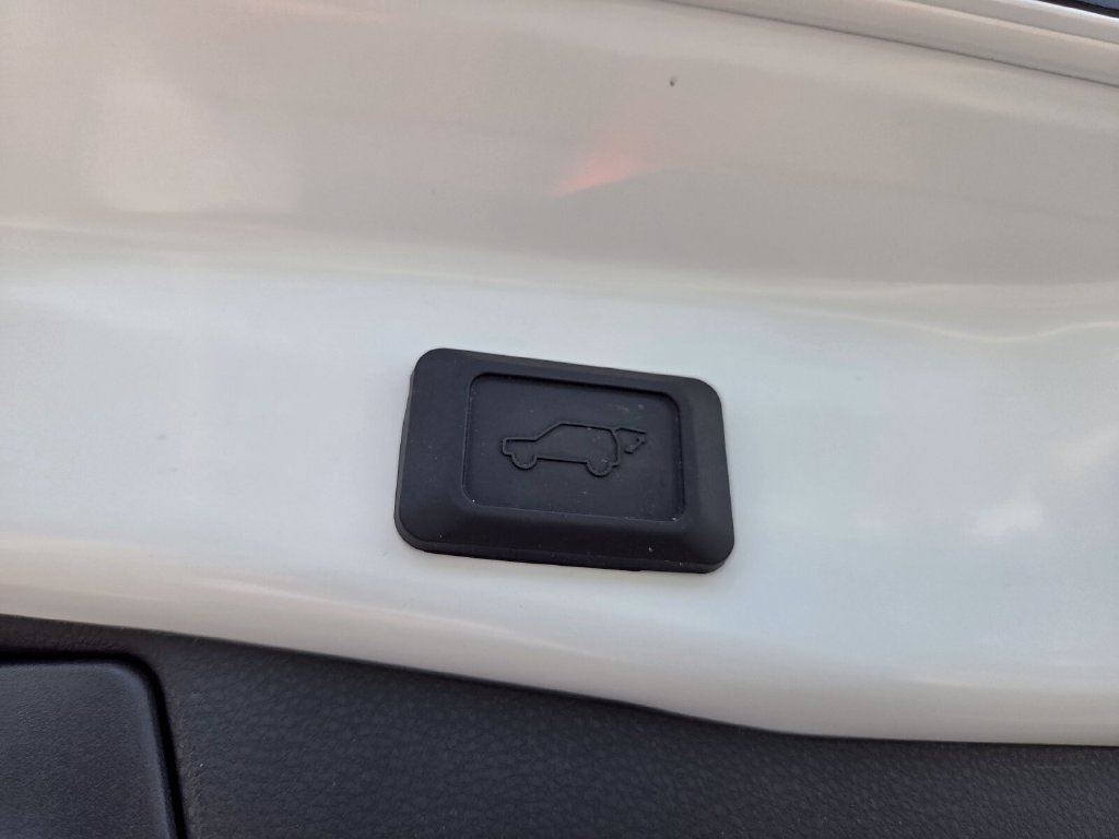 Certified 2024 Toyota RAV4 XLE w/ Convenience Package FWD image 13