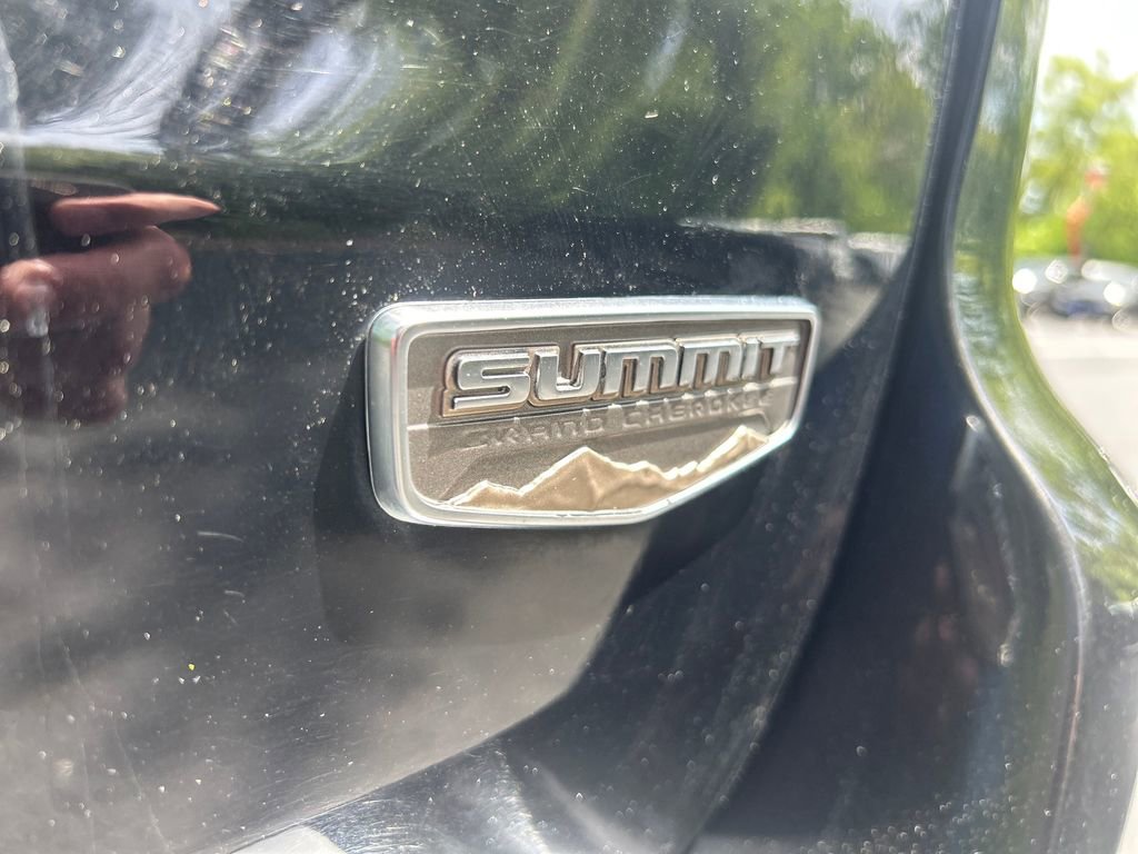 Used 2018 Jeep Grand Cherokee Summit w/ Platinum Series Group AWD/4WD image 28