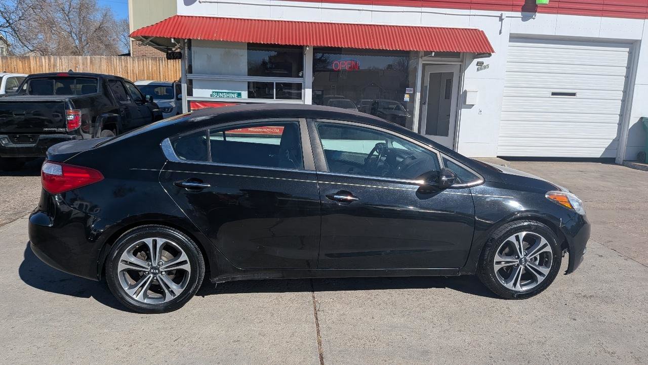 Used 2015 Kia Forte EX w/ UVO Package W/17" Alloys image 4