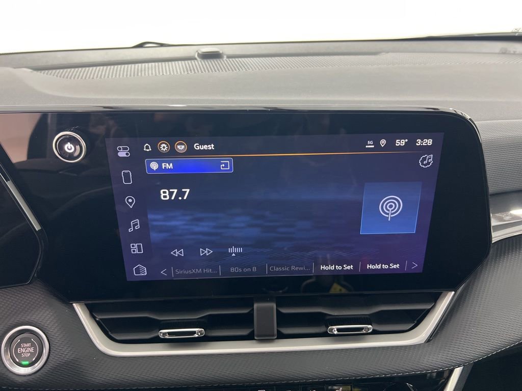 New 2026 Chevrolet Equinox LT image 12