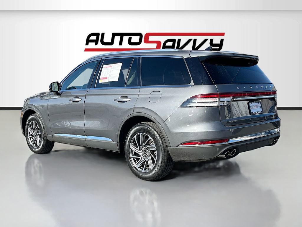 Used 2023 Lincoln Aviator AWD image 5