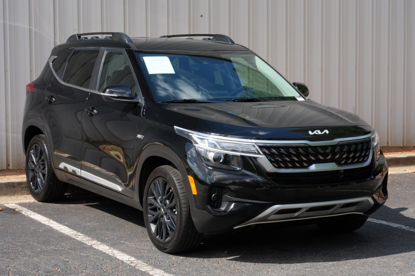 Used 2022 Kia Seltos Nightfall Edition AWD/4WD image 49