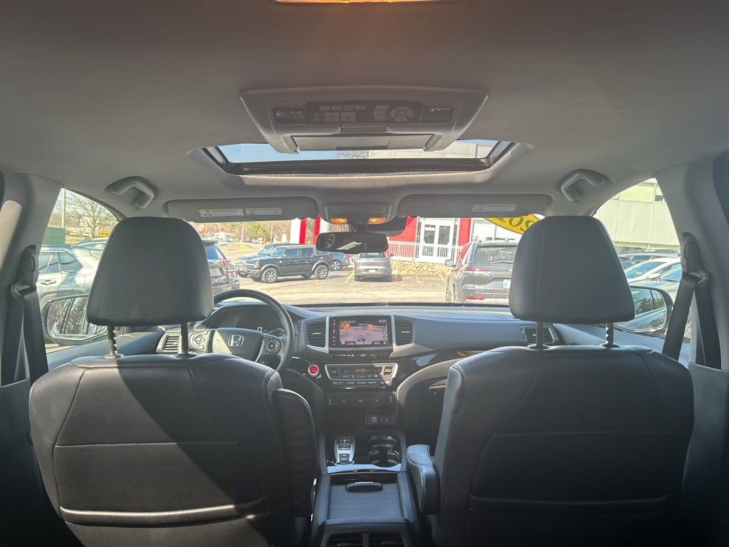 Used 2017 Honda Pilot Touring image 33