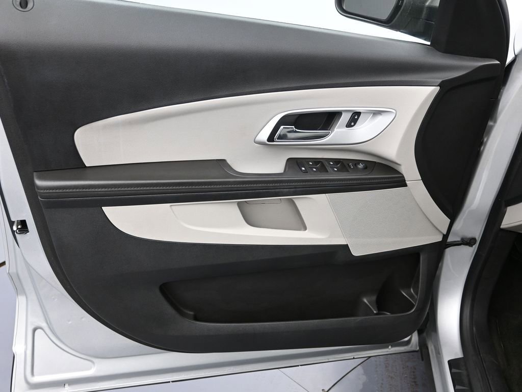 Used 2014 Chevrolet Equinox LS image 11