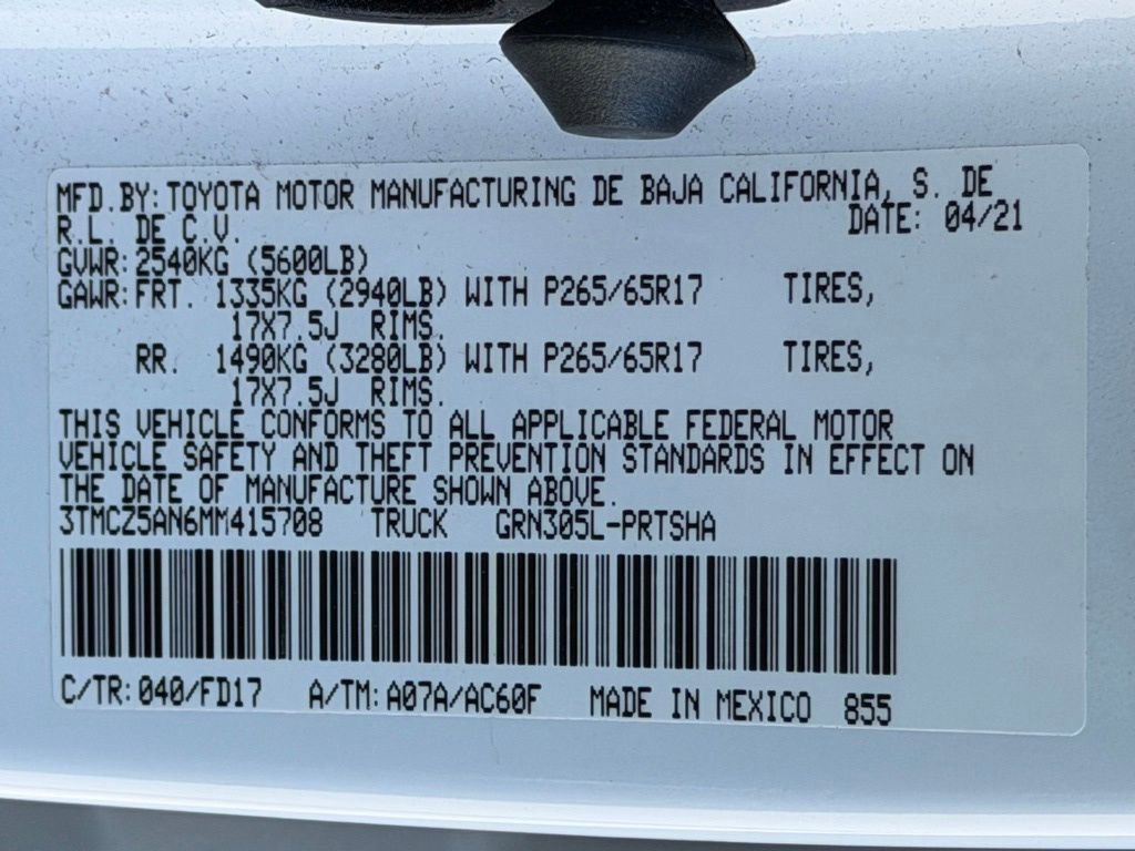 Used 2021 Toyota Tacoma TRD Sport w/ Technology Package image 25