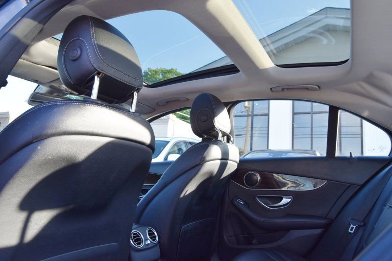 Used 2016 Mercedes-Benz C 300 4MATIC Sedan image 36