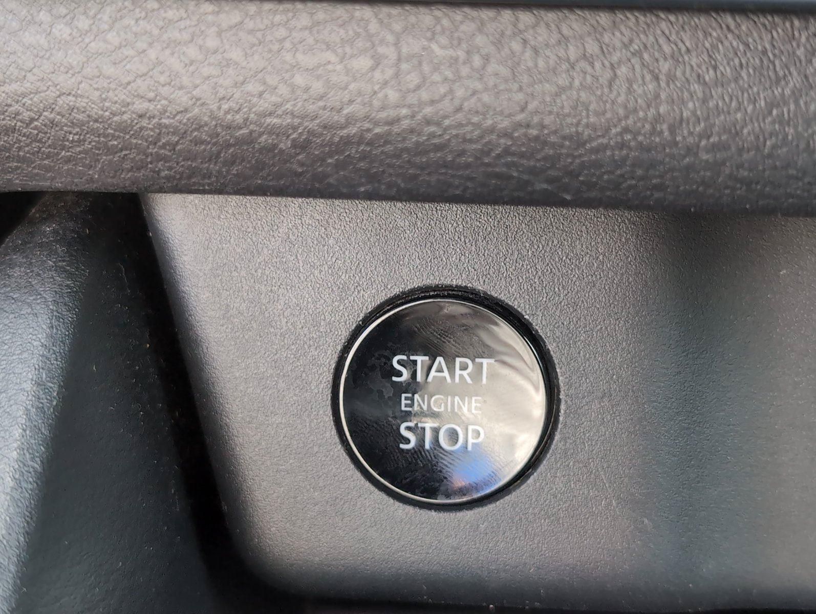 Used 2024 Nissan Rogue S AWD/4WD image 26