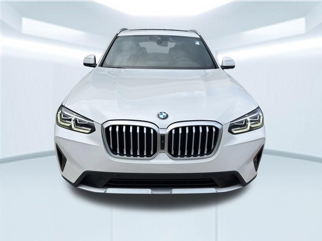 Used 2023 BMW X3 sDrive30i w/ Premium Package RWD image 2