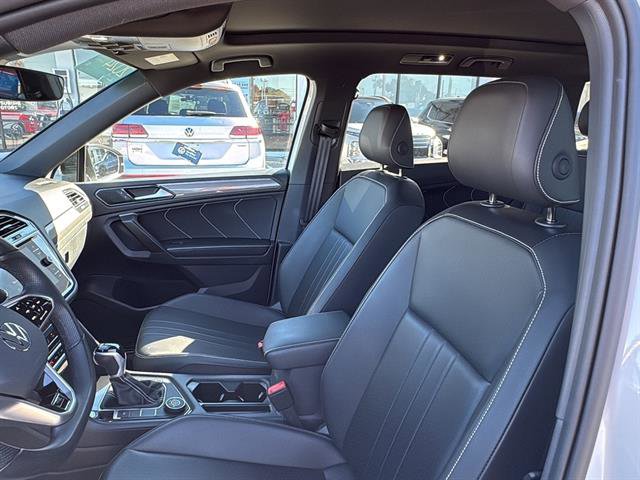 Certified 2024 Volkswagen Tiguan SE R-Line image 14