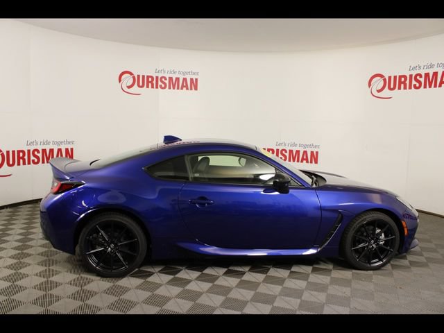 Used 2024 Toyota GR86 Premium RWD image 9