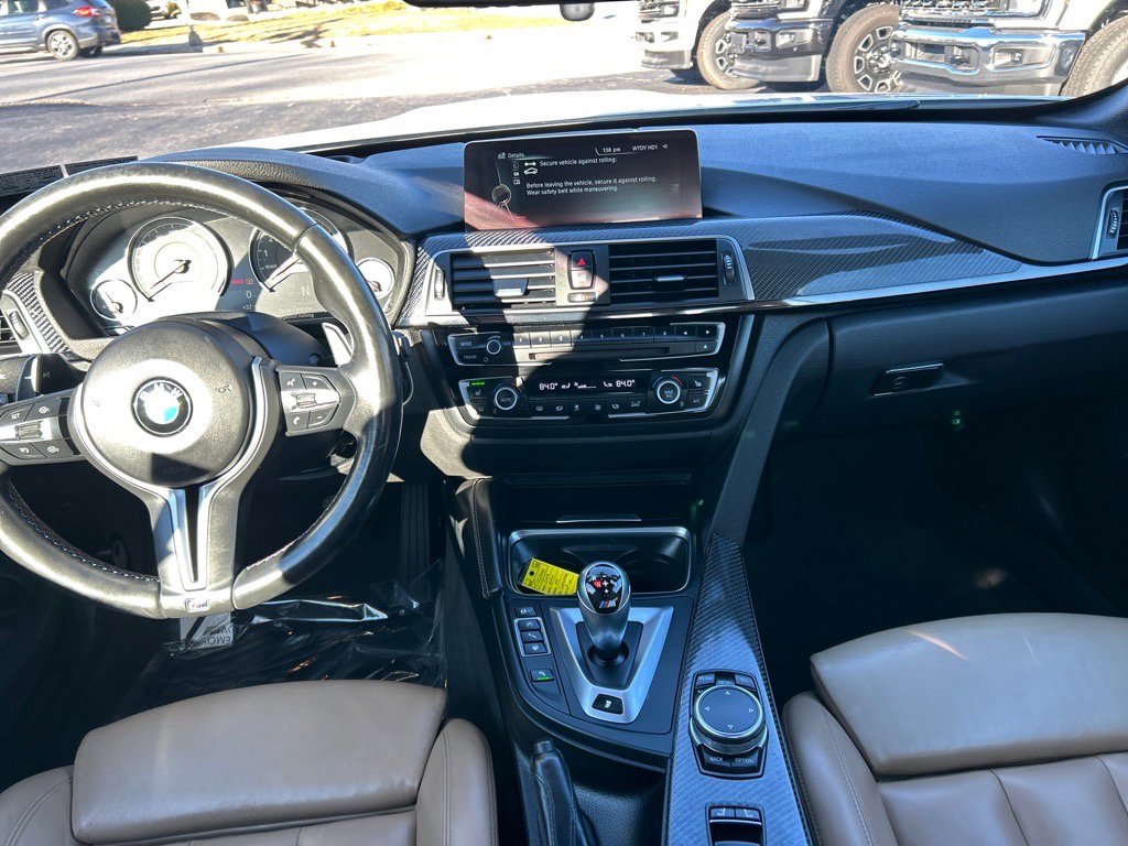 Used 2016 BMW M4 Convertible image 6