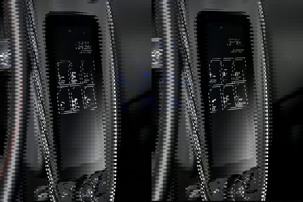 Used 2020 McLaren 570S Spider image 34