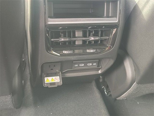 New 2026 Jeep Grand Cherokee Laredo image 33