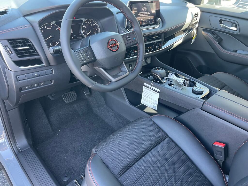 New 2026 Nissan Rogue SV image 6