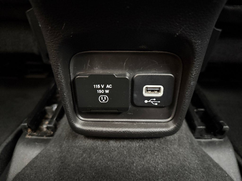 Used 2019 Jeep Compass Latitude FWD image 29