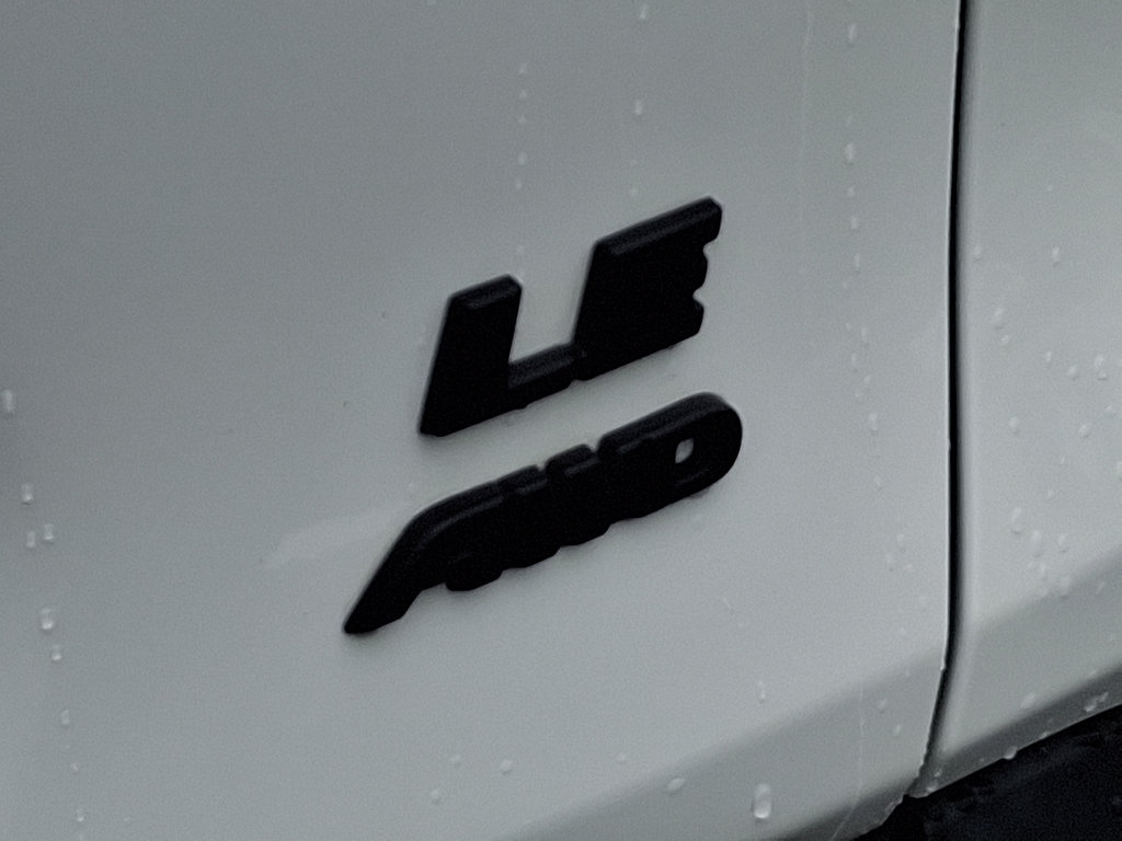 Certified 2023 Toyota RAV4 LE AWD/4WD image 31