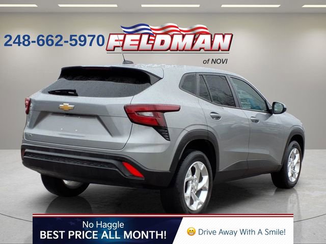 Used 2024 Chevrolet Trax LS w/ LS Convenience Package image 6
