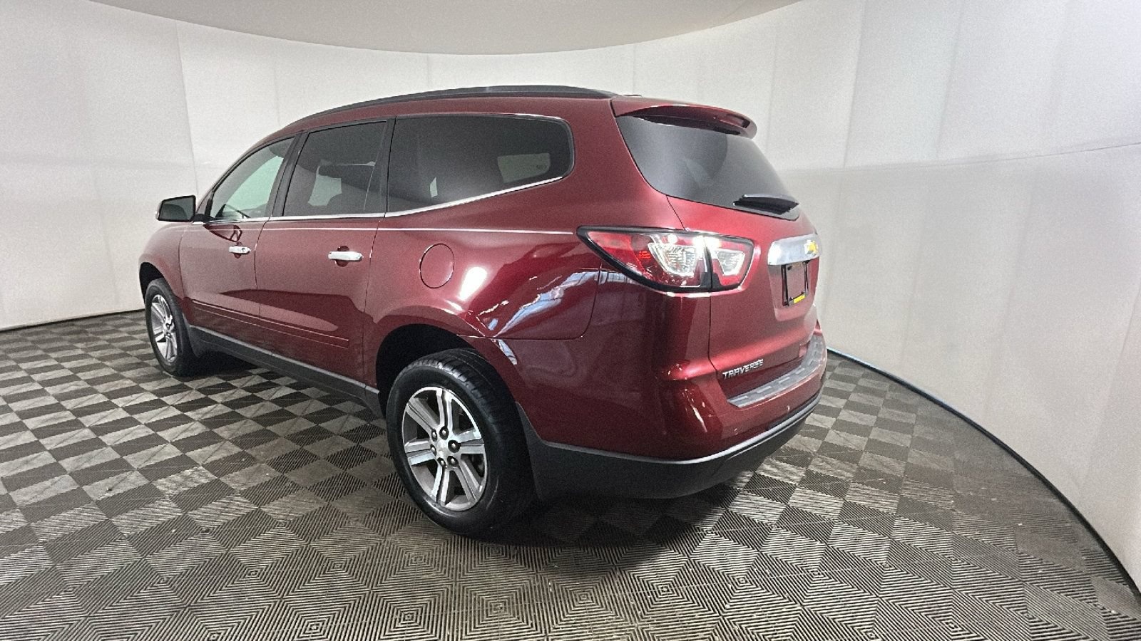 Used 2017 Chevrolet Traverse LT AWD/4WD image 5