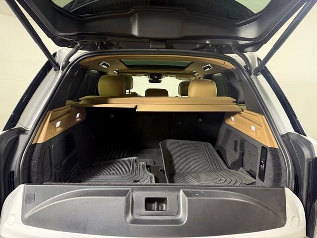 Certified 2023 Land Rover Range Rover SE image 17