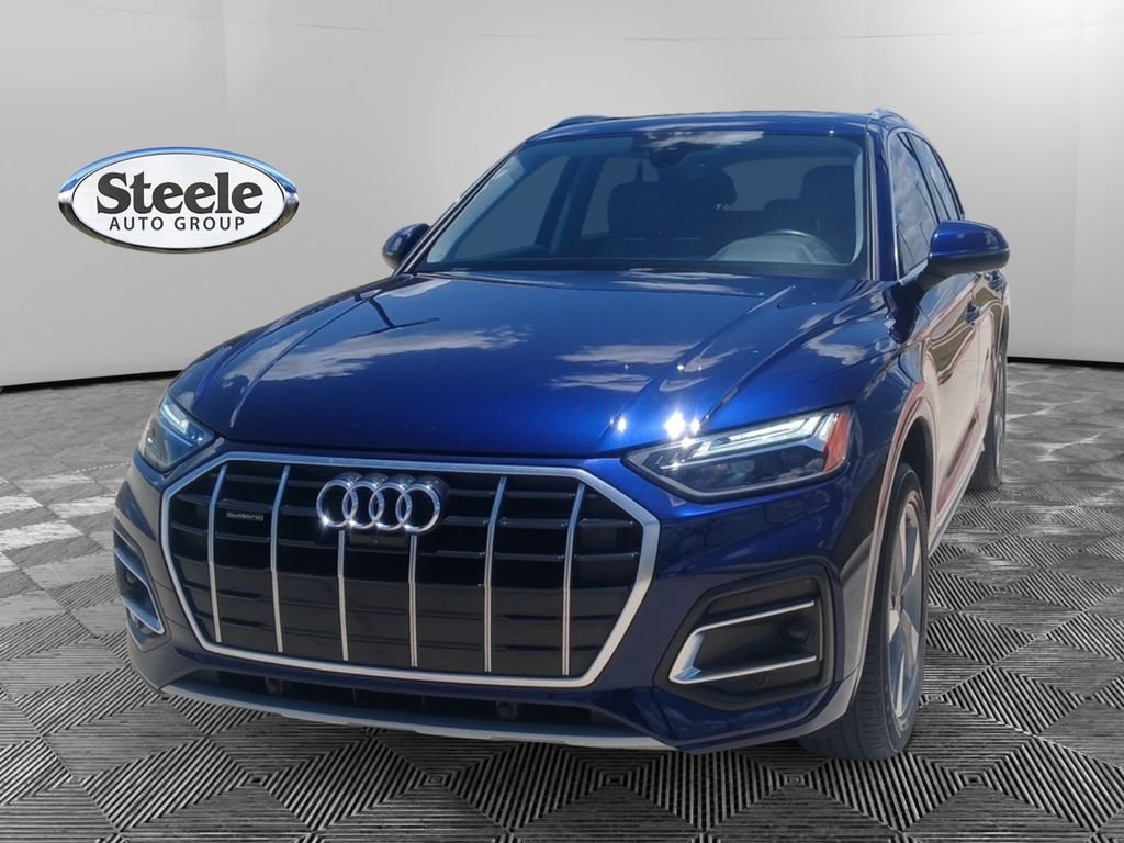 Used 2024 Audi Q5 2.0T Premium Plus w/ Premium Plus Package AWD/4WD image 1