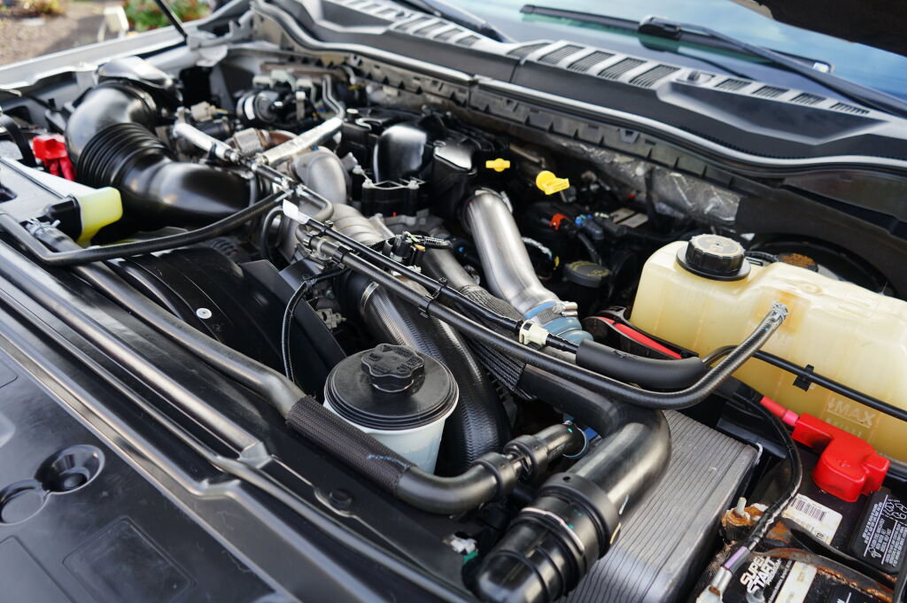 Used 2019 Ford F250 Lariat w/ Lariat Value Package image 9