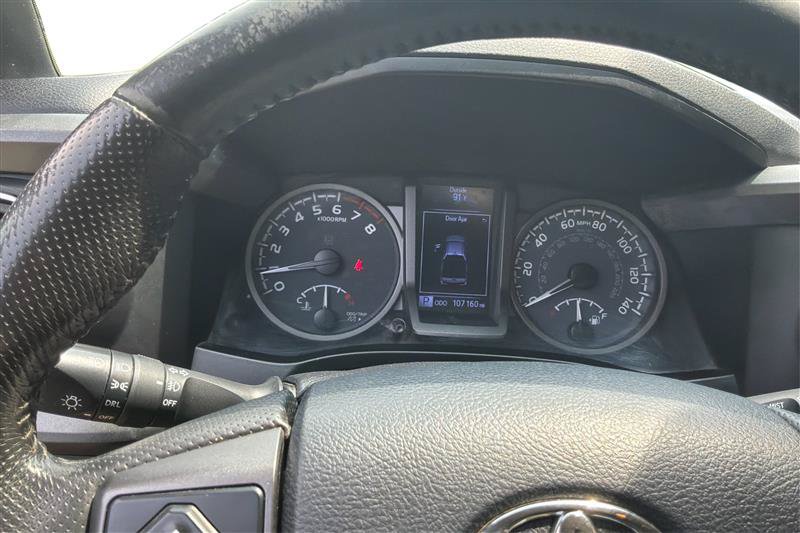 Used 2020 Toyota Tacoma TRD Off-Road AWD/4WD image 16