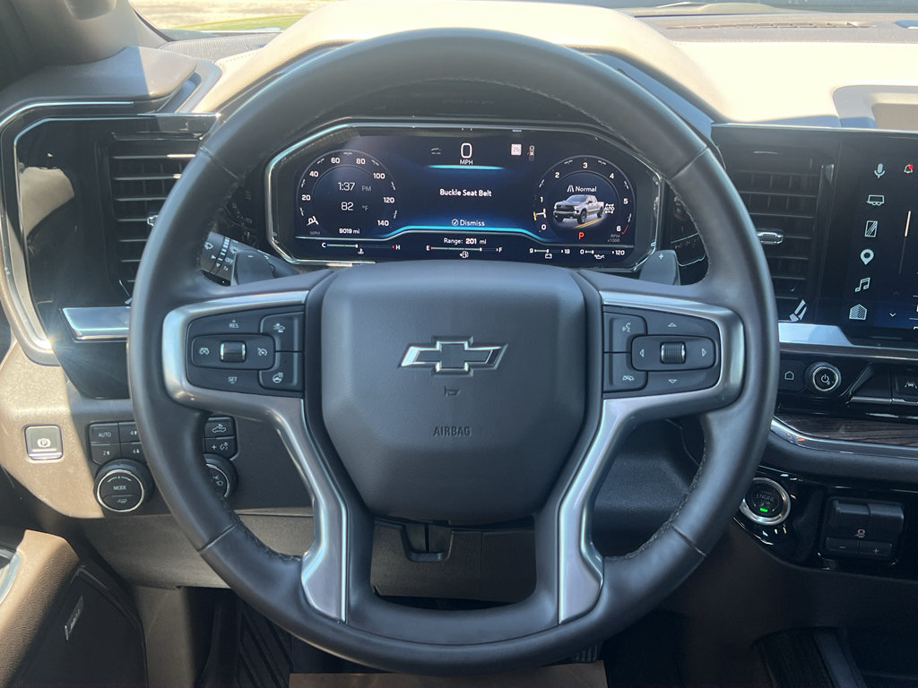 Used 2025 Chevrolet Silverado 1500 LT Trail Boss w/ LT Trail Boss Premium Package AWD/4WD image 31