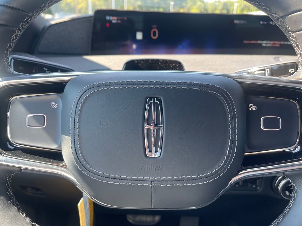 New 2025 Lincoln Navigator L Reserve w/ Jet Appearance Package image 7