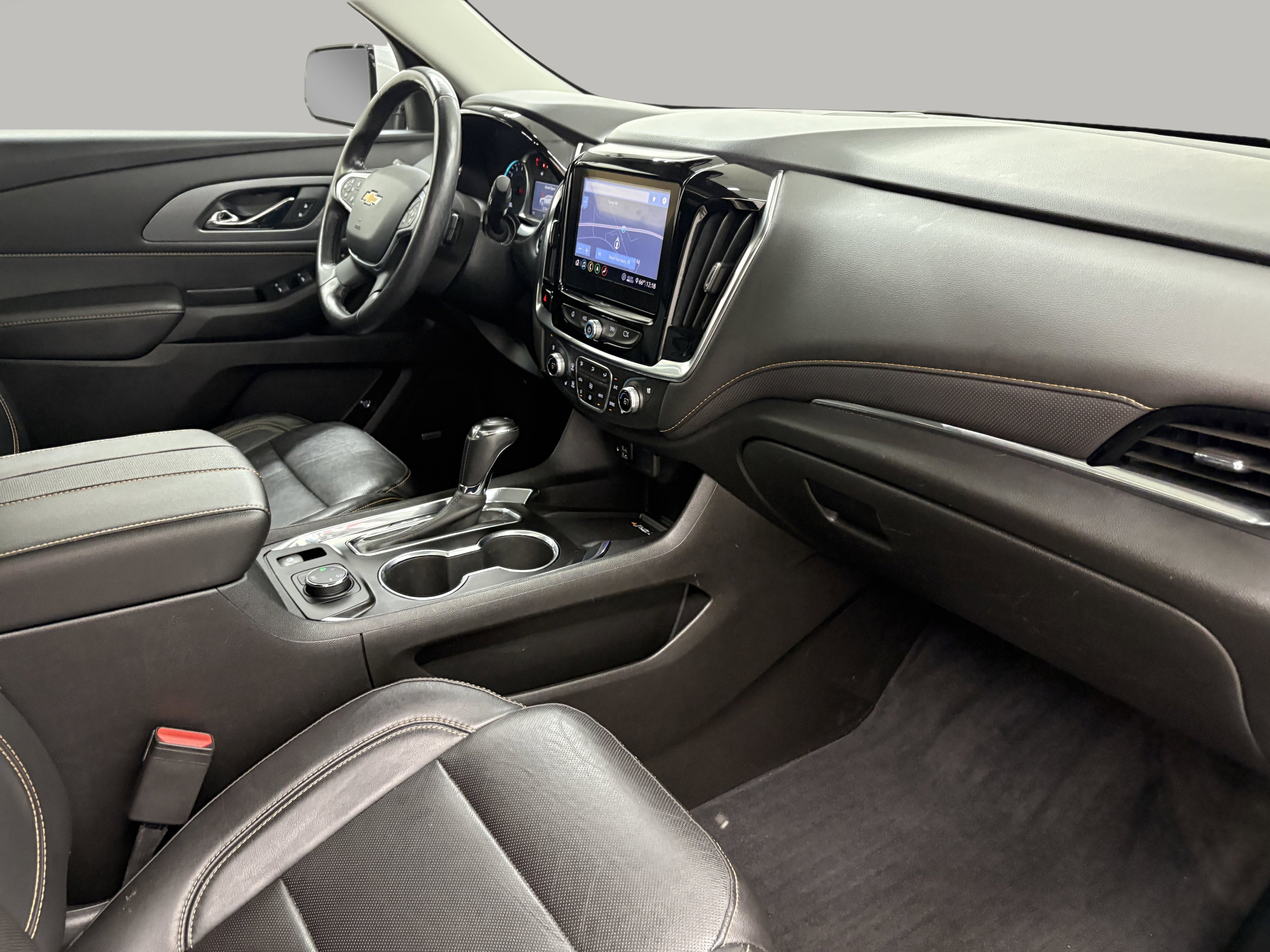 Used 2020 Chevrolet Traverse Premier image 24