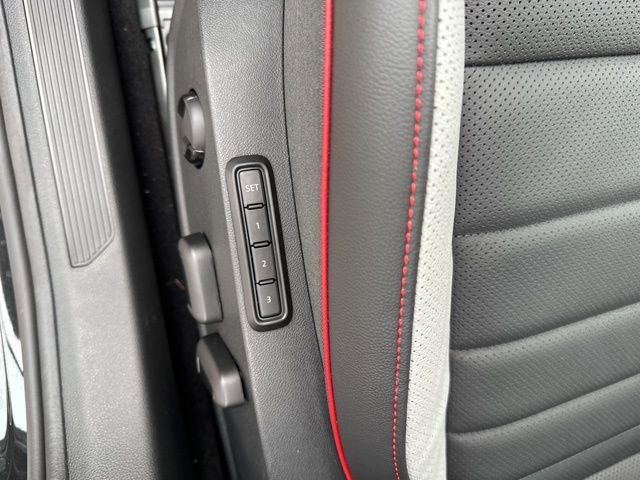 New 2026 Volkswagen GTI SE image 13