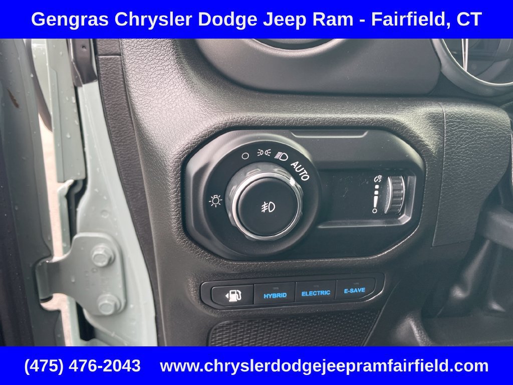 Certified 2023 Jeep Wrangler Unlimited w/ Sun & Screen Package AWD/4WD image 49