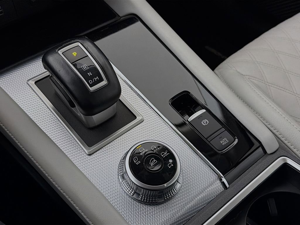 Used 2024 Mitsubishi Outlander SEL image 20