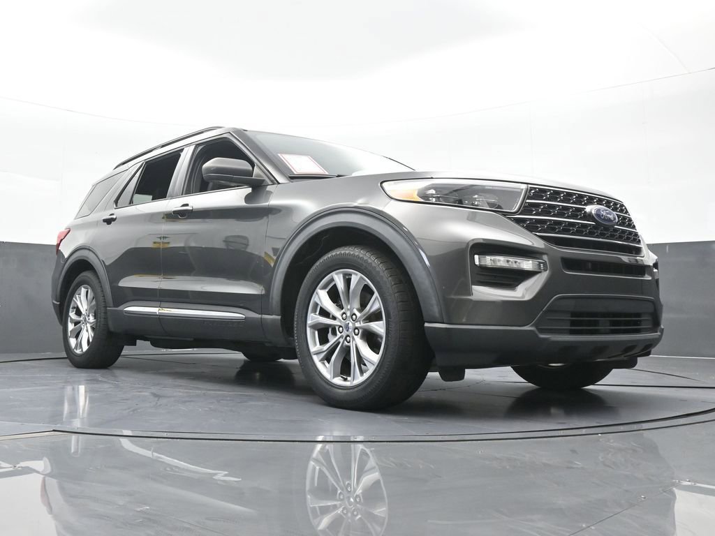 Used 2020 Ford Explorer XLT w/ Equipment Group 202A image 70
