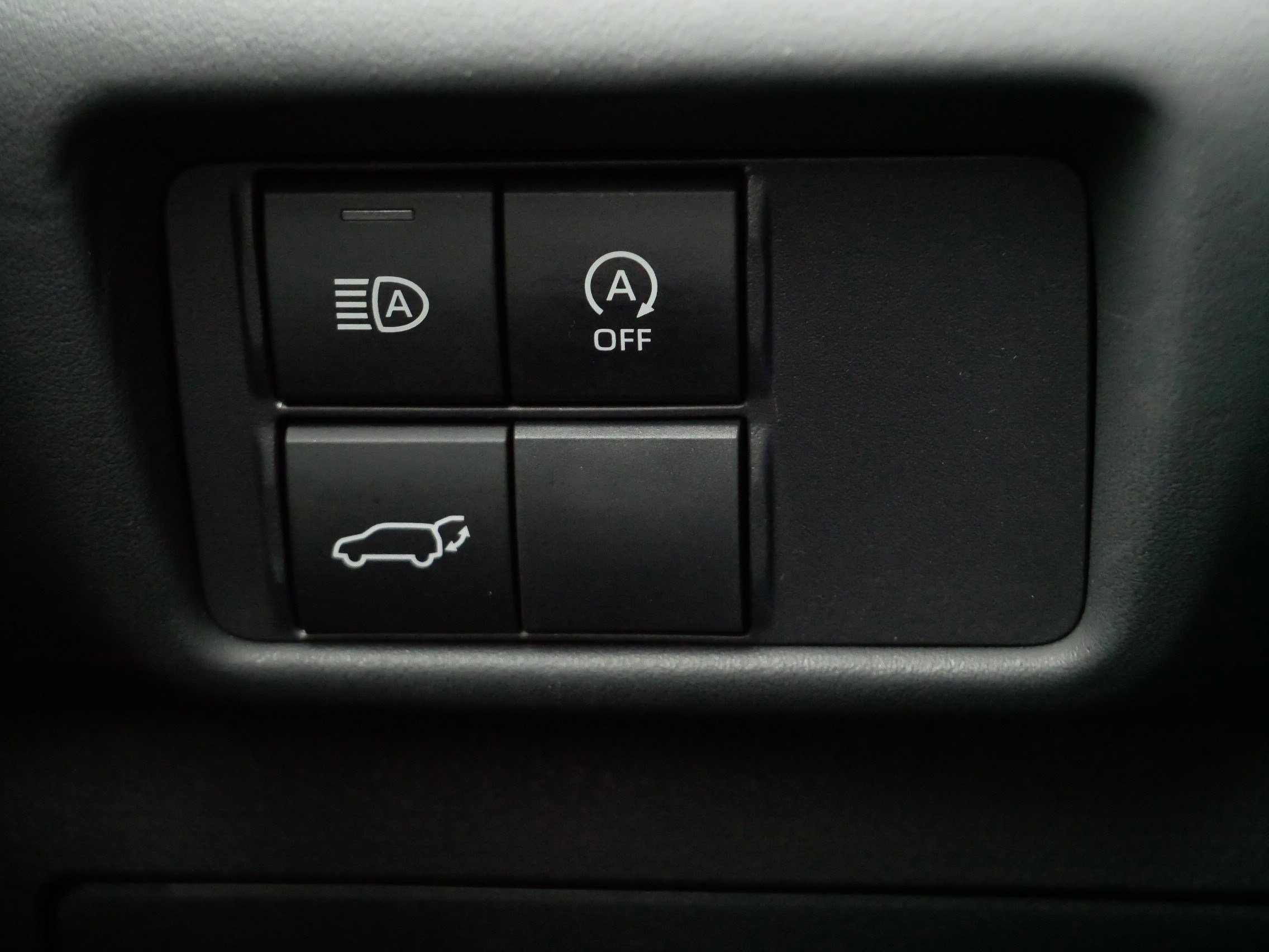 Certified 2024 Toyota Highlander LE image 35