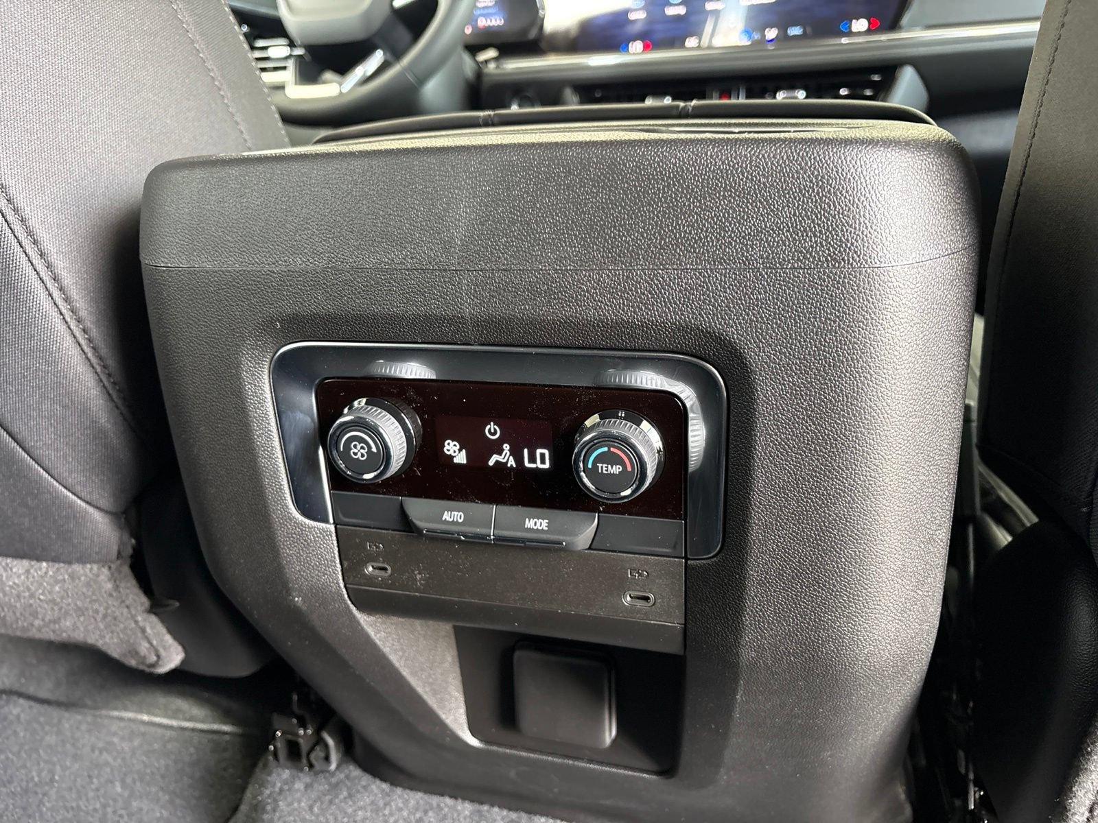 New 2026 Chevrolet Suburban LS RWD image 19