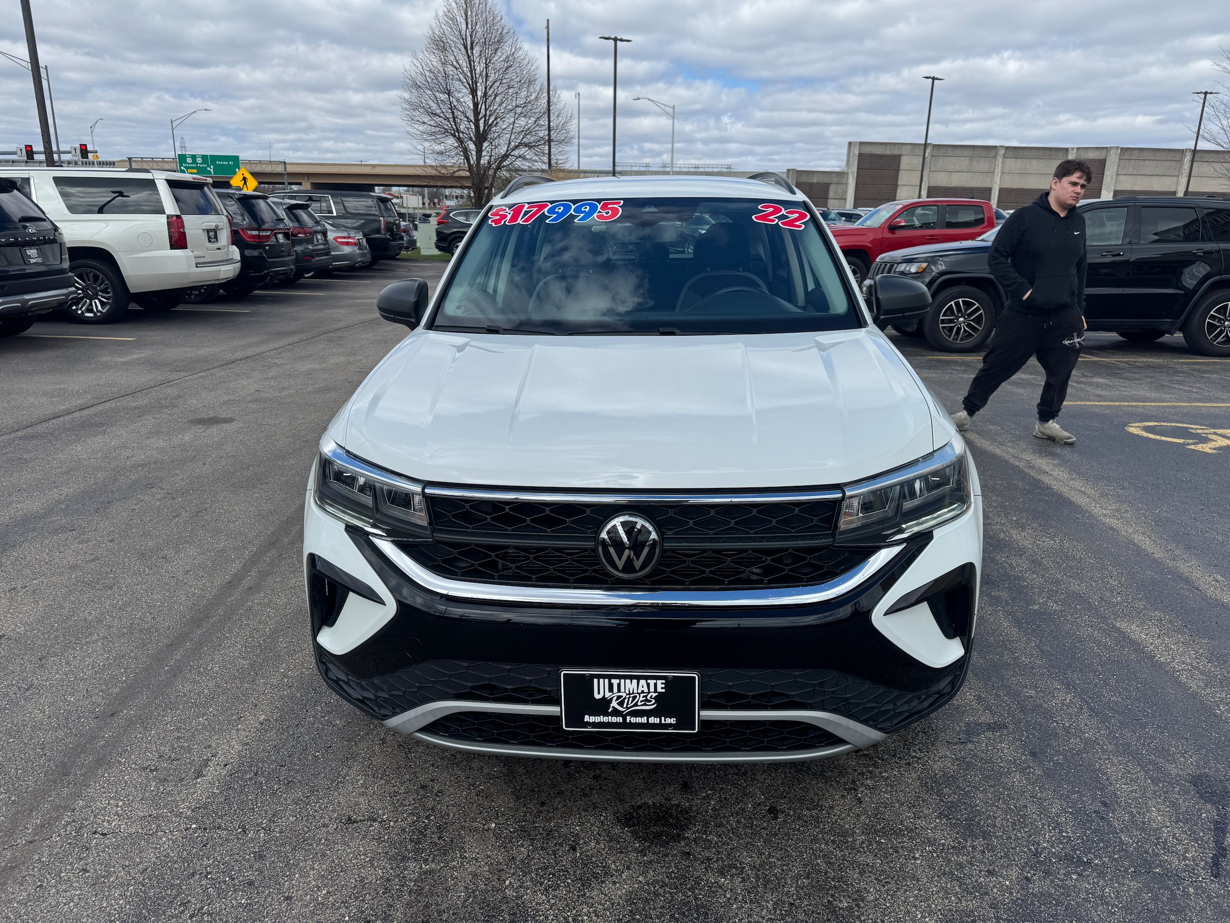 Used 2022 Volkswagen Taos S w/ IQ Drive S Package FWD image 2