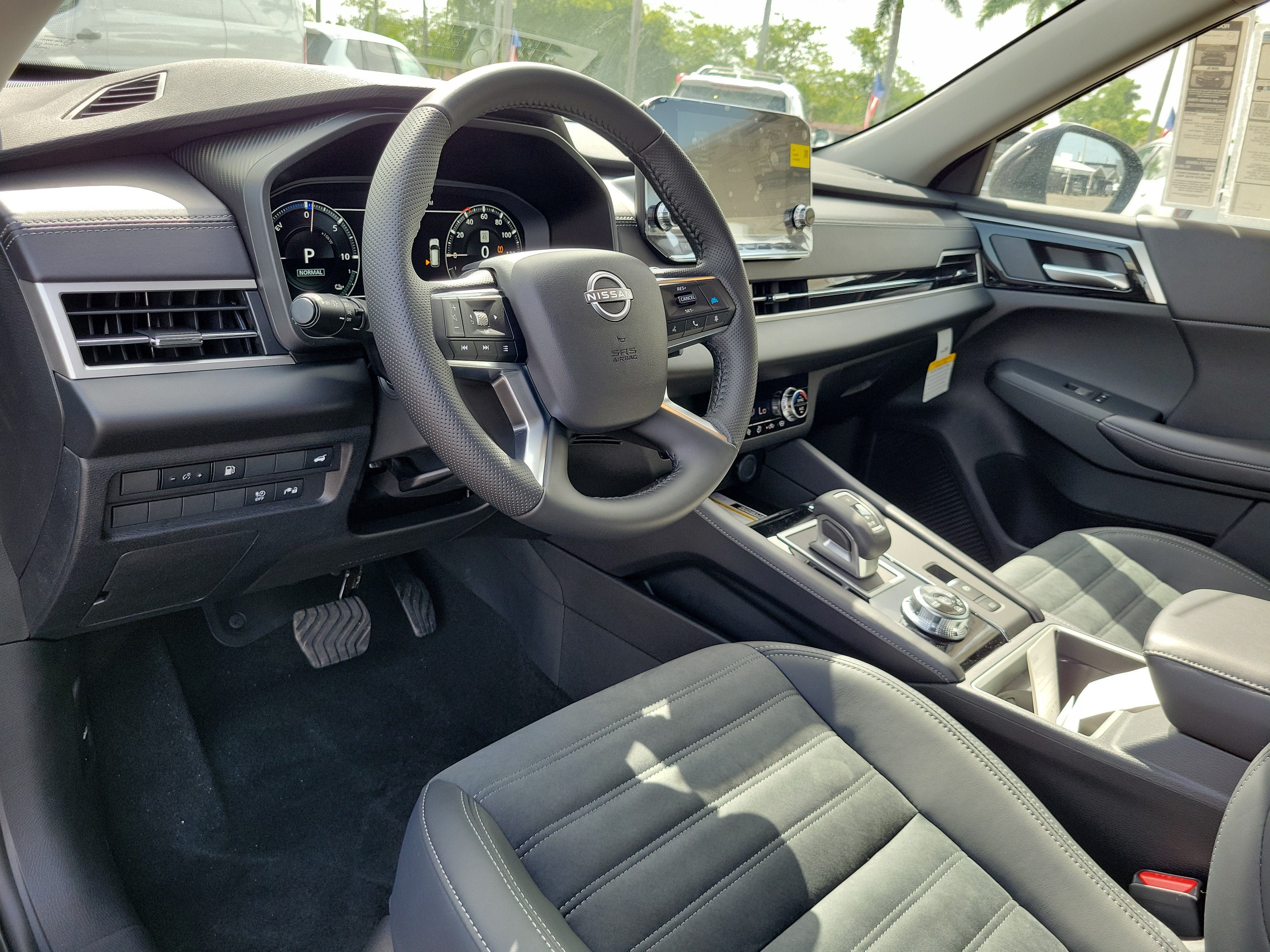 New 2026 Nissan Rogue SL AWD/4WD image 9