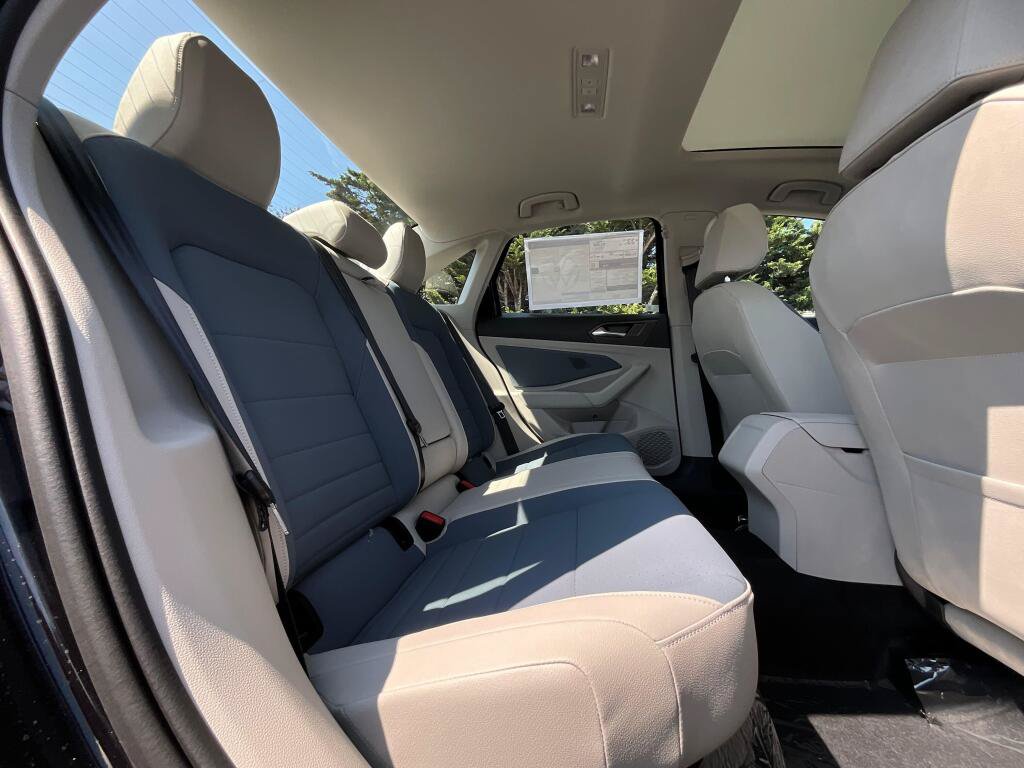 New 2026 Volkswagen Jetta SE FWD image 14