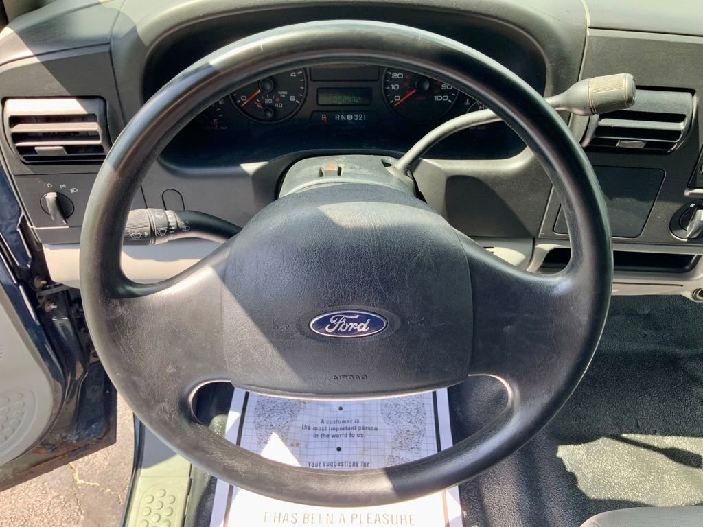 Used 2006 Ford F250 XL RWD image 9