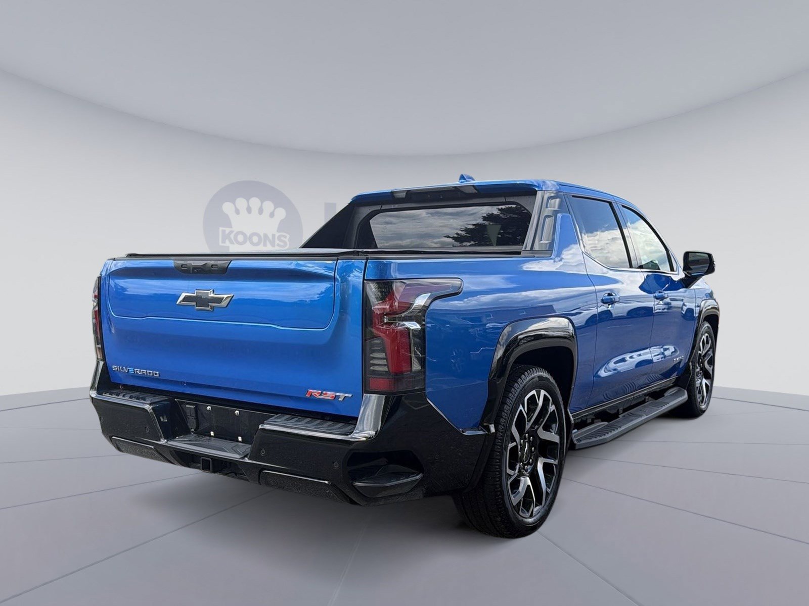 Used 2025 Chevrolet Silverado EV RST image 16